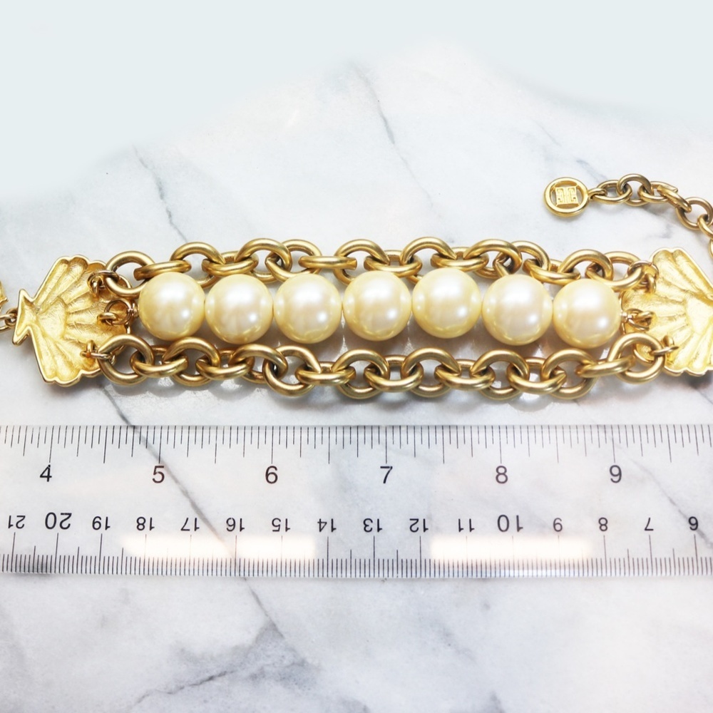 ⚜️ Rare Vintage Givenchy Bijoux Pearl & Gold Seashell Link Adjustable Bracelet ✨ - Picture 5 of 16
